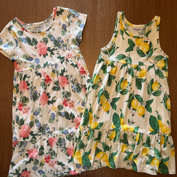 Size 8 Old Navy girls dresses 4 total. - Picture 2 of 2